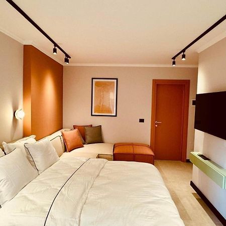 Lili'S Tirana Center Apartments Dış mekan fotoğraf