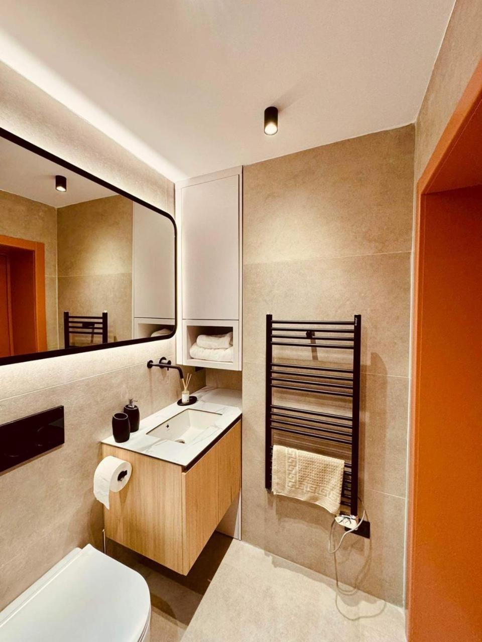 Lili'S Tirana Center Apartments Dış mekan fotoğraf