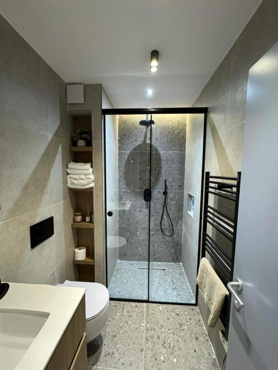 Lili'S Tirana Center Apartments Dış mekan fotoğraf