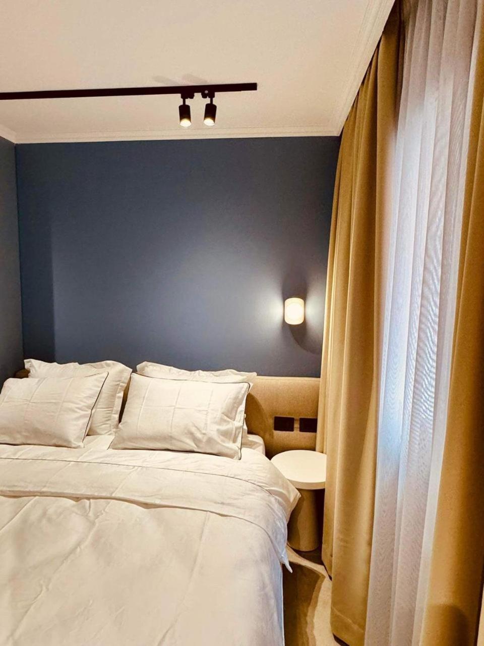 Lili'S Tirana Center Apartments Dış mekan fotoğraf